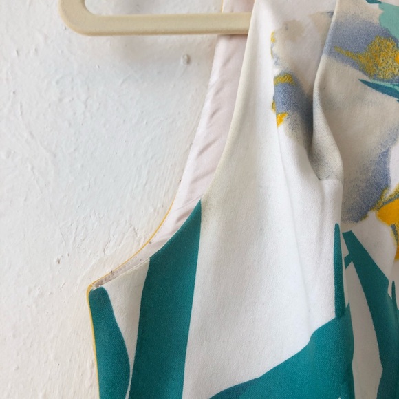 Tahari casual sun dress sleeveless size is 2 - Picture 5 of 16